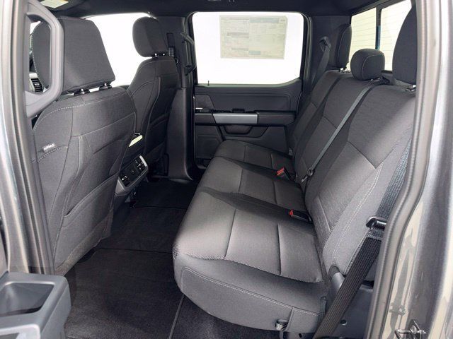 New 2026 Ford F150 XLT w/ Equipment Group 302A MID AWD/4WD image 31