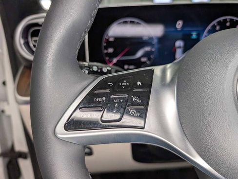 Certified 2026 Mercedes-Benz GLC 300 4MATIC image 34