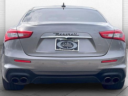 Used 2018 Maserati Ghibli S GranSport Q4 AWD/4WD image 3