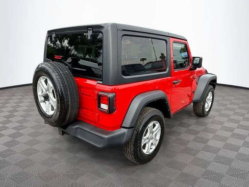 Used 2022 Jeep Wrangler Sport AWD/4WD image 6