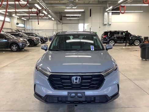 Used 2023 Honda CR-V LX image 6