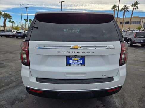 Used 2024 Chevrolet Suburban LT image 5