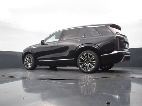 New 2026 Cadillac Vistiq Premium Luxury w/ LPO, Floor Liner Package image 55