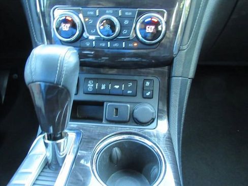 Used 2015 Buick Enclave Premium w/ Experience Buick Package FWD image 24