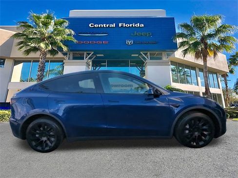 Used 2020 Tesla Model Y Long Range image 4