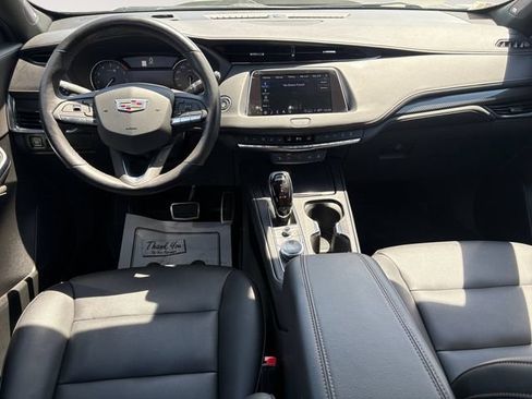 Certified 2023 Cadillac XT4 Sport w/ Cold Weather Package AWD/4WD image 10