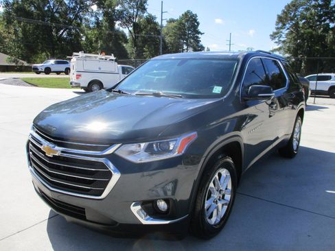Used 2018 Chevrolet Traverse LT FWD image 5
