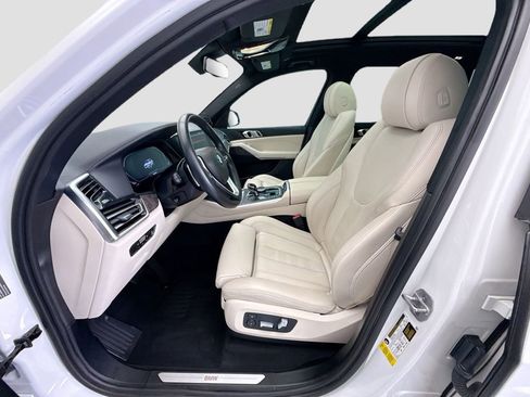 Certified 2022 BMW X5 sDrive40i w/ Premium Package RWD image 18