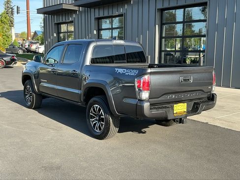 Used 2023 Toyota Tacoma TRD Sport w/ Advanced Technology Package AWD/4WD image 3