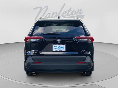 Used 2025 Toyota RAV4 XLE w/ Convenience Package AWD/4WD image 4