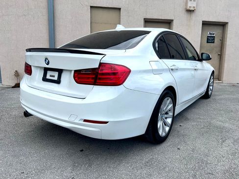 Used 2014 BMW 320i Sedan image 7