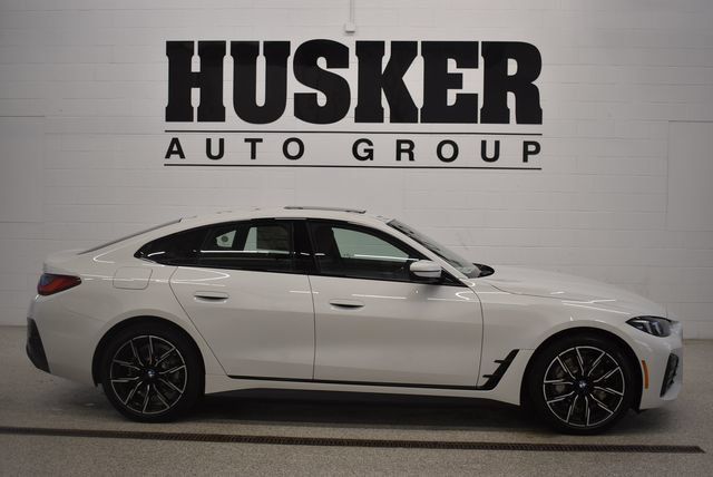 New 2026 BMW i4 xDrive40i w/ M Sport Package AWD/4WD image 2