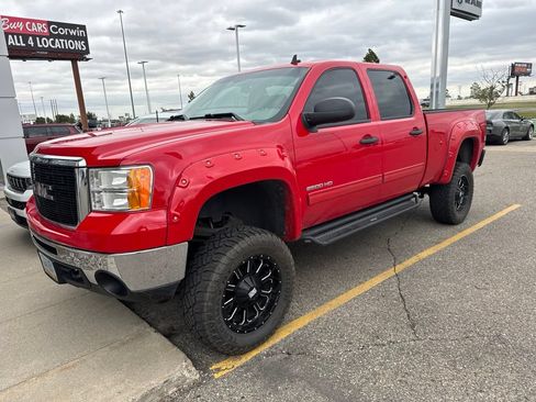 Used 2010 GMC Sierra 2500 SLE AWD/4WD image 2