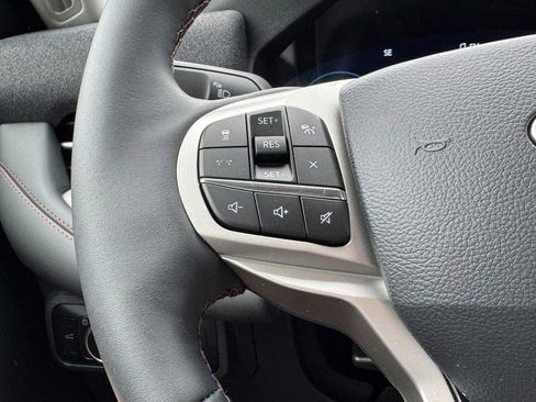 New 2026 Ford Explorer Active AWD/4WD image 11