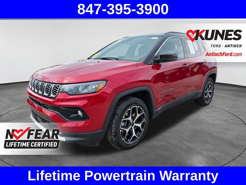 Used 2025 Jeep Compass Limited AWD/4WD image 4