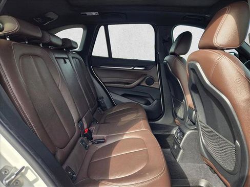 Used 2017 BMW X1 xDrive28i AWD/4WD image 27