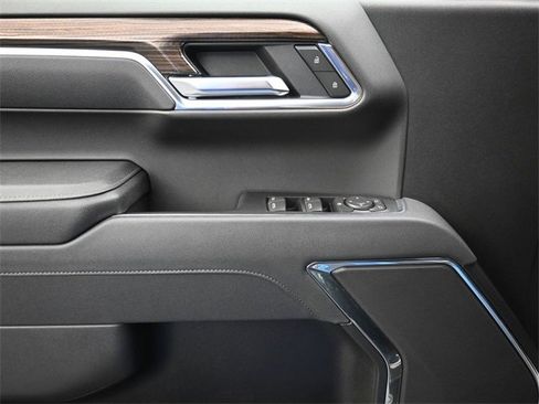 Used 2025 Chevrolet Silverado 1500 LT Trail Boss w/ Protection Package image 23