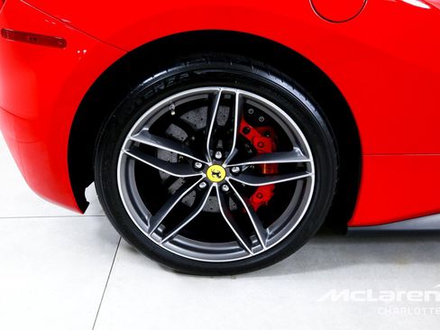 Used 2019 Ferrari 488 Spider RWD image 29