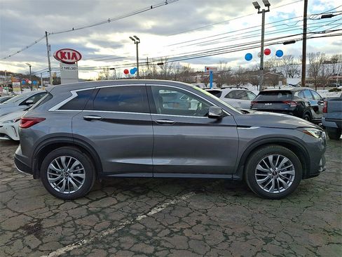 Used 2024 INFINITI QX50 Pure image 17