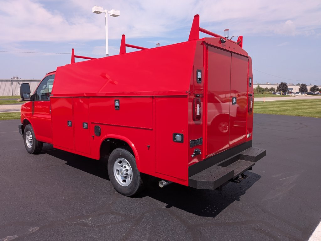 New 2026 Chevrolet Express 3500 w/ Power Convenience Package RWD image 6