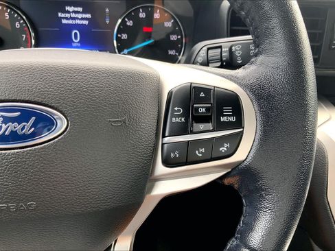 Used 2022 Ford Explorer XLT w/ Class IV Trailer Tow Package RWD image 25