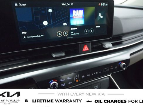 New 2026 Kia Carnival LX image 22