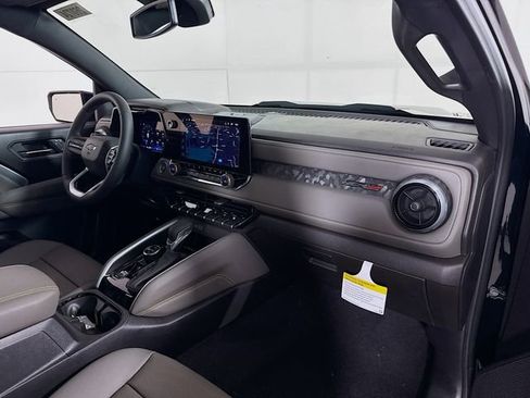 New 2026 Chevrolet Colorado ZR2 w/ Technology Package image 33