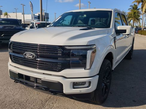 Used 2024 Ford F150 Platinum image 9