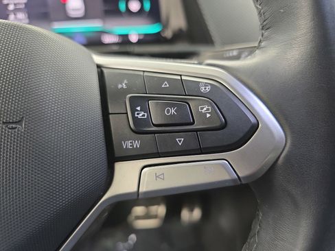 Used 2024 Volkswagen Atlas Cross Sport SEL R-Line AWD/4WD image 33