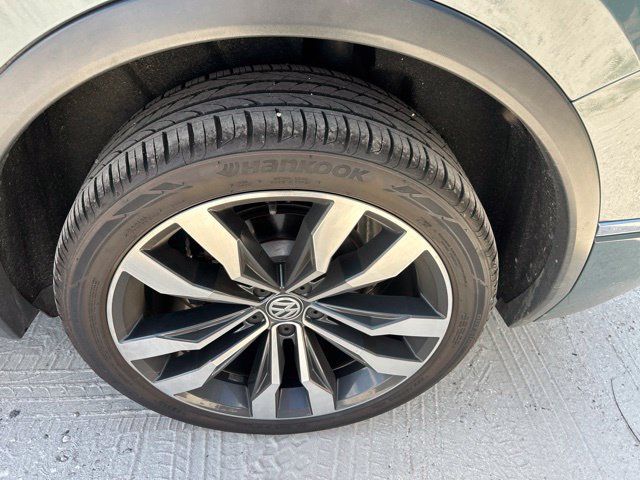 Used 2021 Volkswagen Tiguan SEL Premium R-Line AWD/4WD image 20