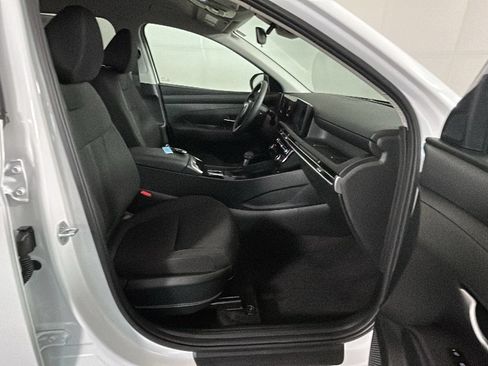 Used 2026 Hyundai Tucson SEL FWD image 30