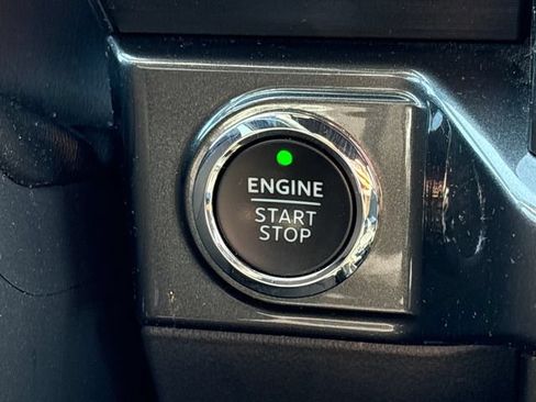 Used 2022 Ford F150 XLT w/ Equipment Group 302A High AWD/4WD image 21