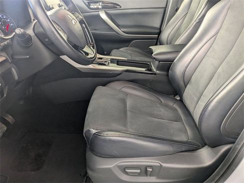 Used 2024 Mitsubishi Eclipse Cross SE image 13