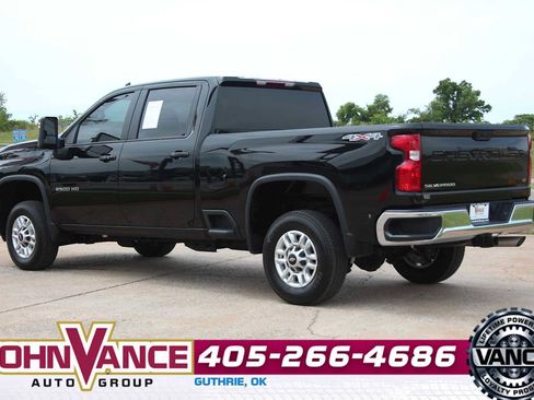 Used 2025 Chevrolet Silverado 2500 LT w/ Convenience Package AWD/4WD image 7