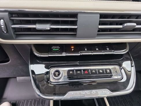 New 2026 Lincoln Corsair Premiere image 11