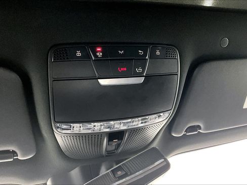 Used 2022 Mercedes-Benz GLC 300 image 31