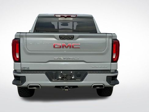 Used 2025 GMC Sierra 1500 Denali image 6