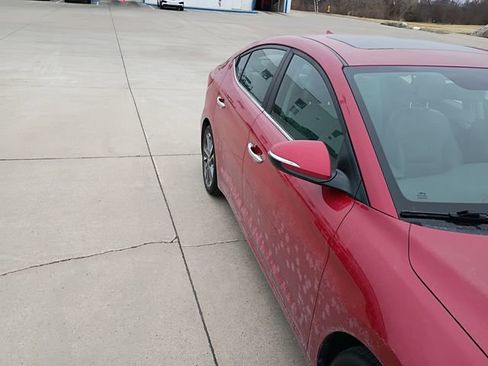 Used 2017 Hyundai Elantra Limited w/ Limited Tech Package 04 image 7