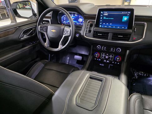 Used 2023 Chevrolet Tahoe Premier AWD/4WD image 20