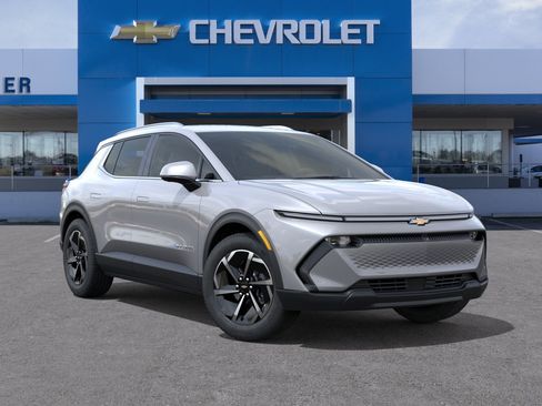 New 2026 Chevrolet Equinox EV LT FWD image 43