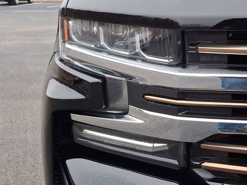 Used 2020 Chevrolet Silverado 1500 High Country image 10