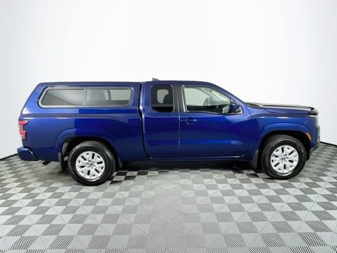 Used 2023 Nissan Frontier SV w/ SV Convenience Package RWD image 9