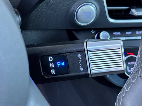 Certified 2025 Hyundai Sonata Limited FWD image 21