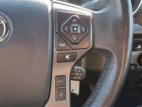 Used 2019 Toyota Tacoma TRD Off-Road image 21