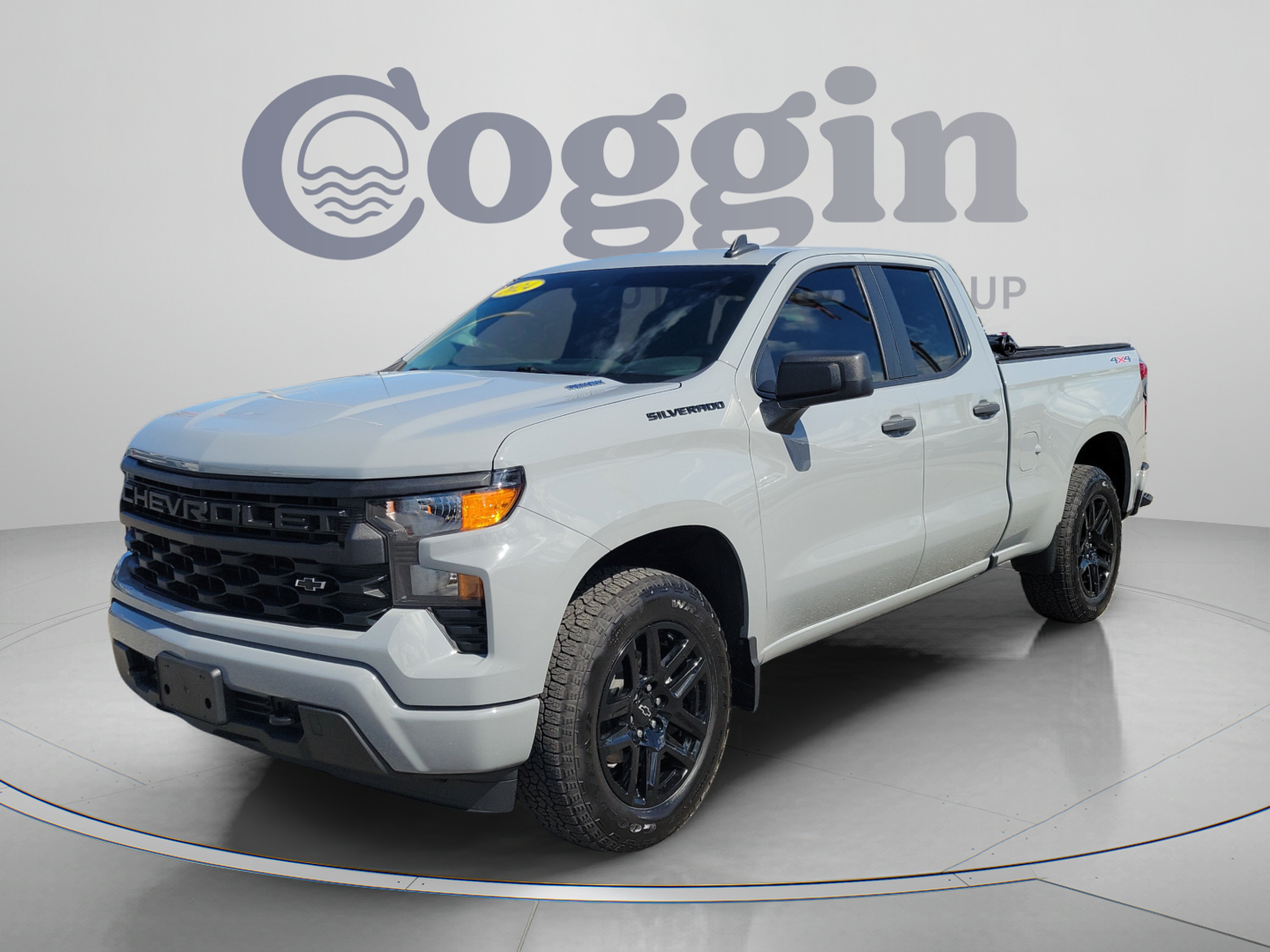 Used 2024 Chevrolet Silverado 1500 Custom w/ LPO, Dark Essentials Package AWD/4WD 360° Tour