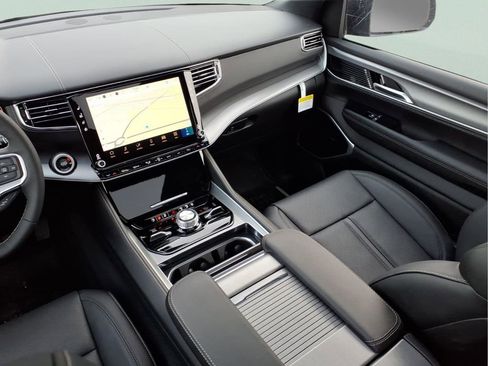 New 2026 Jeep Grand Wagoneer L Limited AWD/4WD image 18