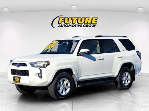 Certified 2024 Toyota 4Runner SR5 Premium image 10