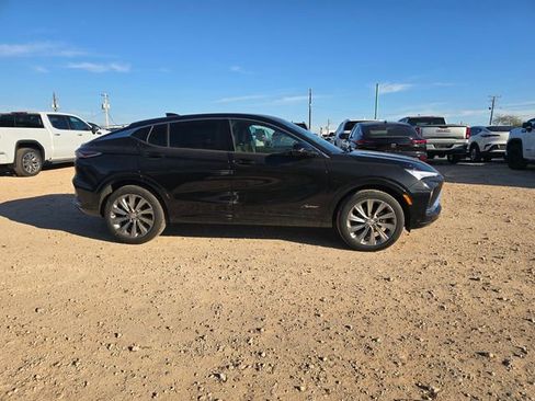 New 2026 Buick Envista Avenir image 4