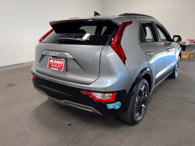 Used 2024 Kia Niro Wind FWD image 3