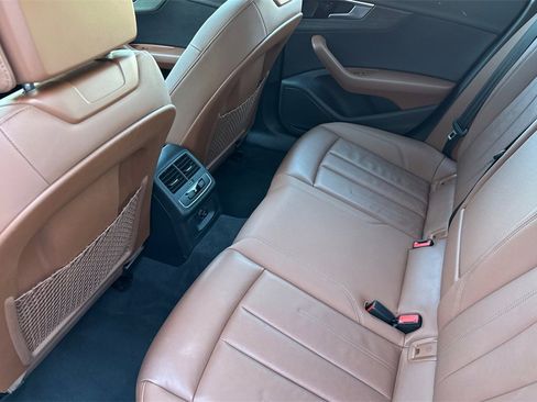 Used 2021 Audi A4 2.0T Premium w/ Convenience Package image 5